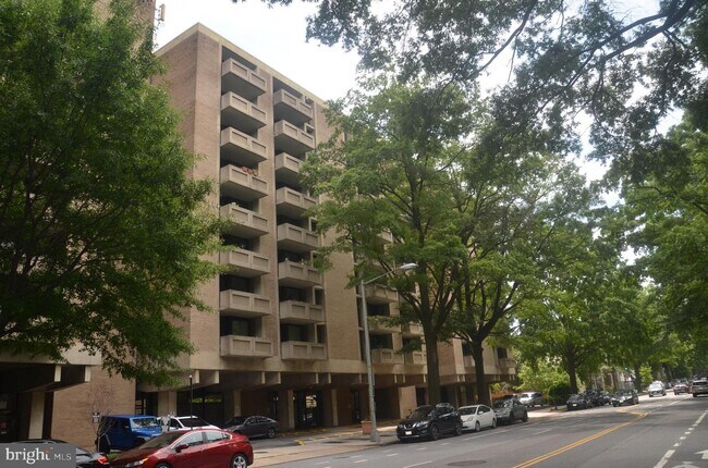 Building Photo - 240 M St SW