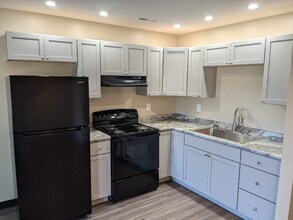 Building Photo - 7219 W Susan St