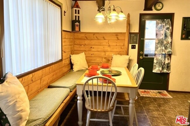 Building Photo - 42534 La Placida Ave