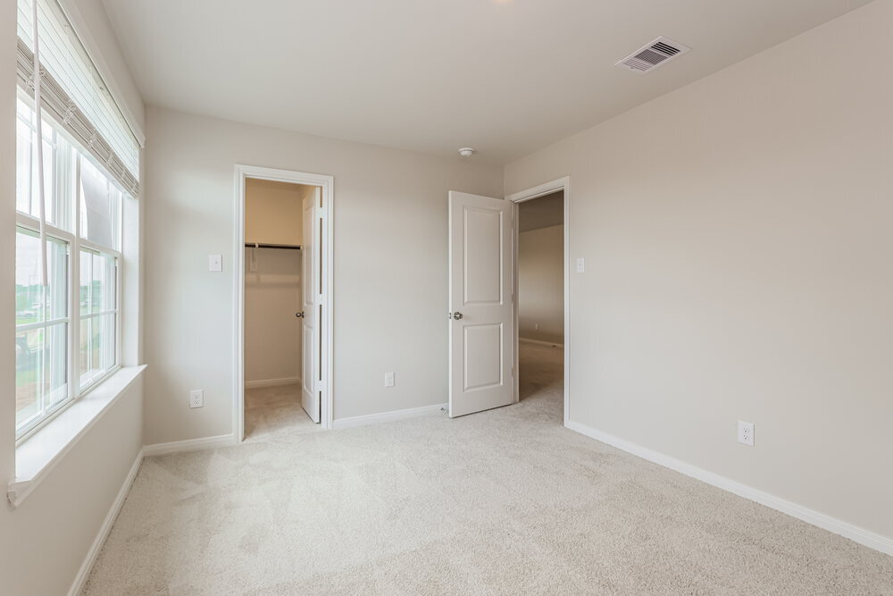 Building Photo - 15582 Caramel Spgs Dr