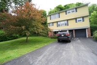 Building Photo - Houston 123-125