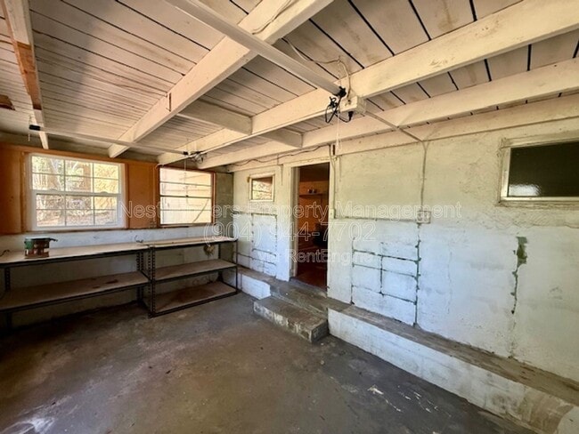 Building Photo - 5252 Rollins Ave