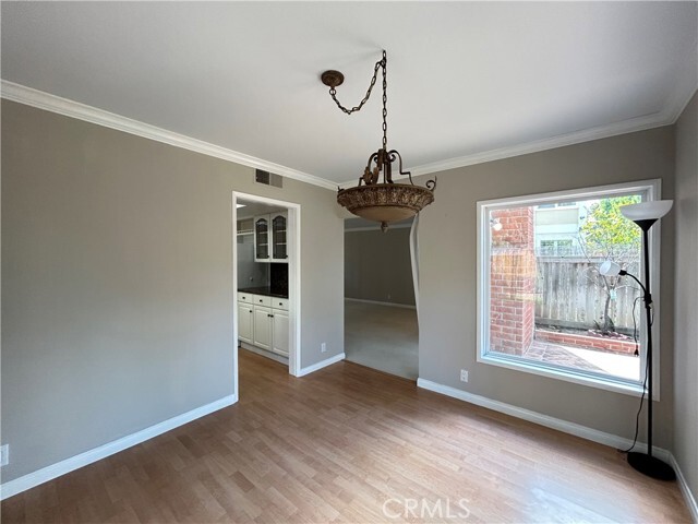 Building Photo - 12 Holly St