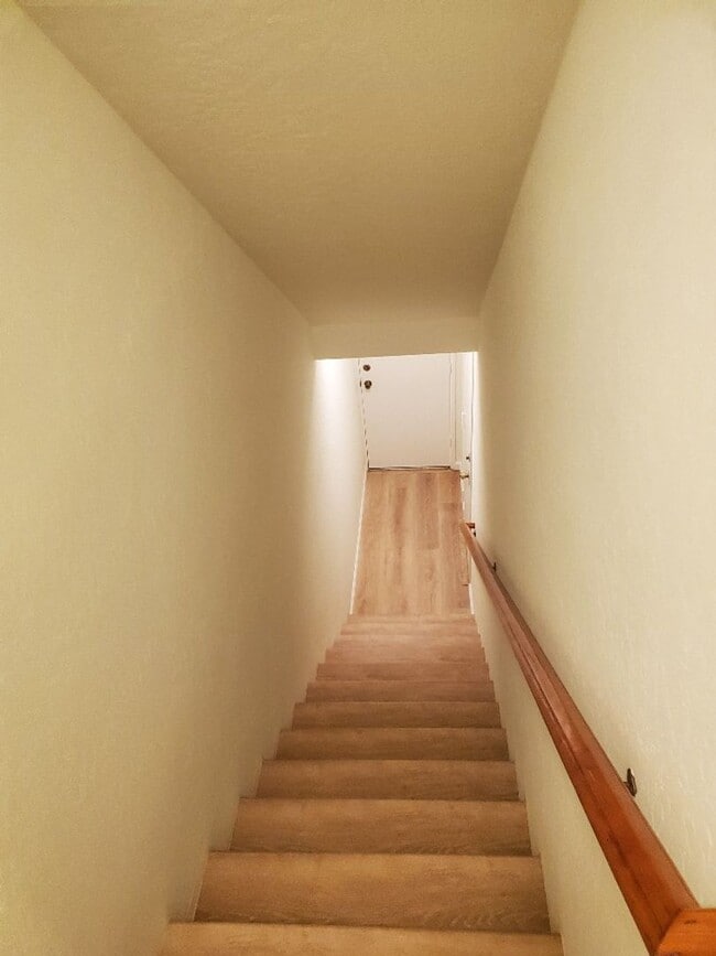 Building Photo - 1 Bedroom - 1 Bathroom in beautiful Park M...