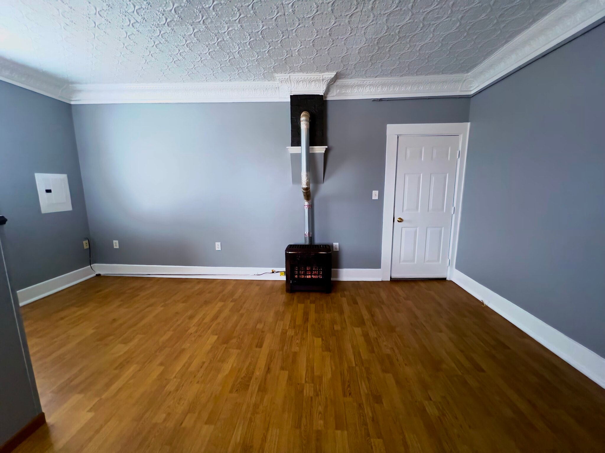 Building Photo - 15 Park Cir