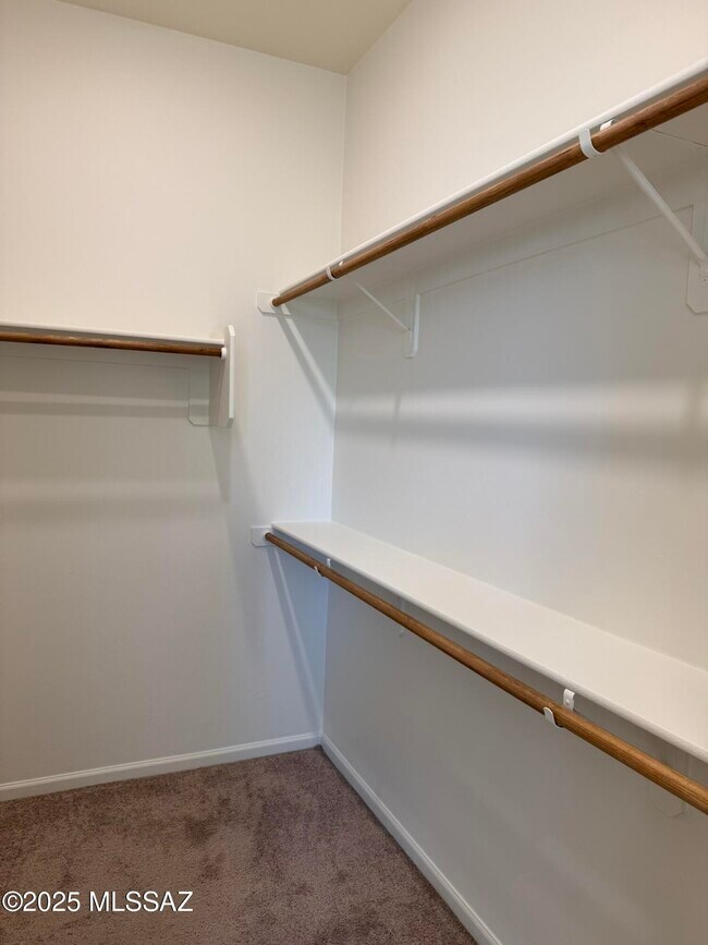 Building Photo - 1646 W Aristides St