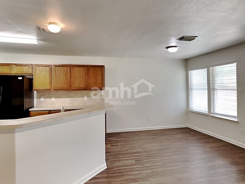 Building Photo - 3915 Ridge Canyon Rd