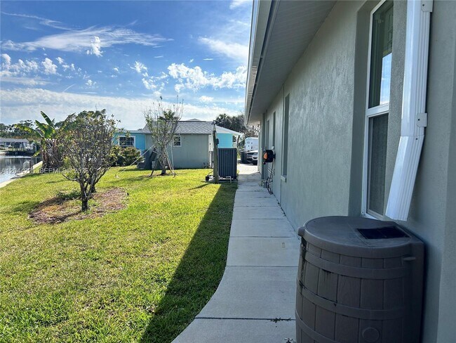 Building Photo - 4348 S Atlantic Cir