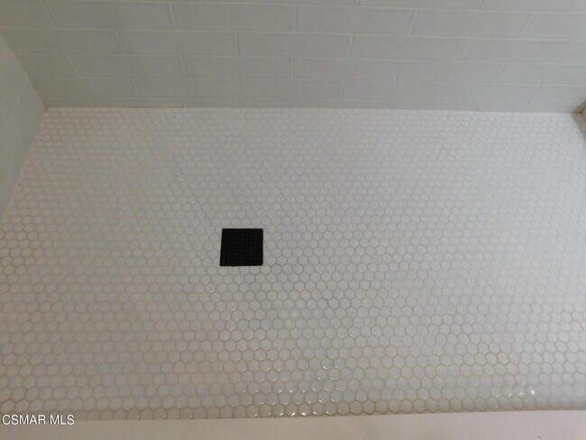 Building Photo - 30024 Quail Run Dr