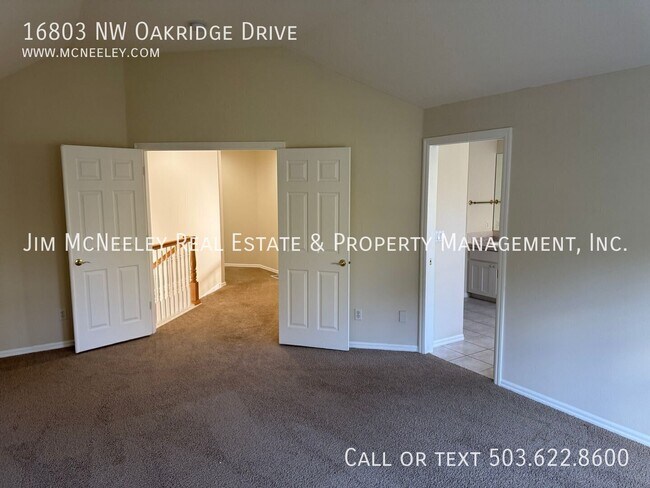 Building Photo - 16803 NW Oakridge Dr
