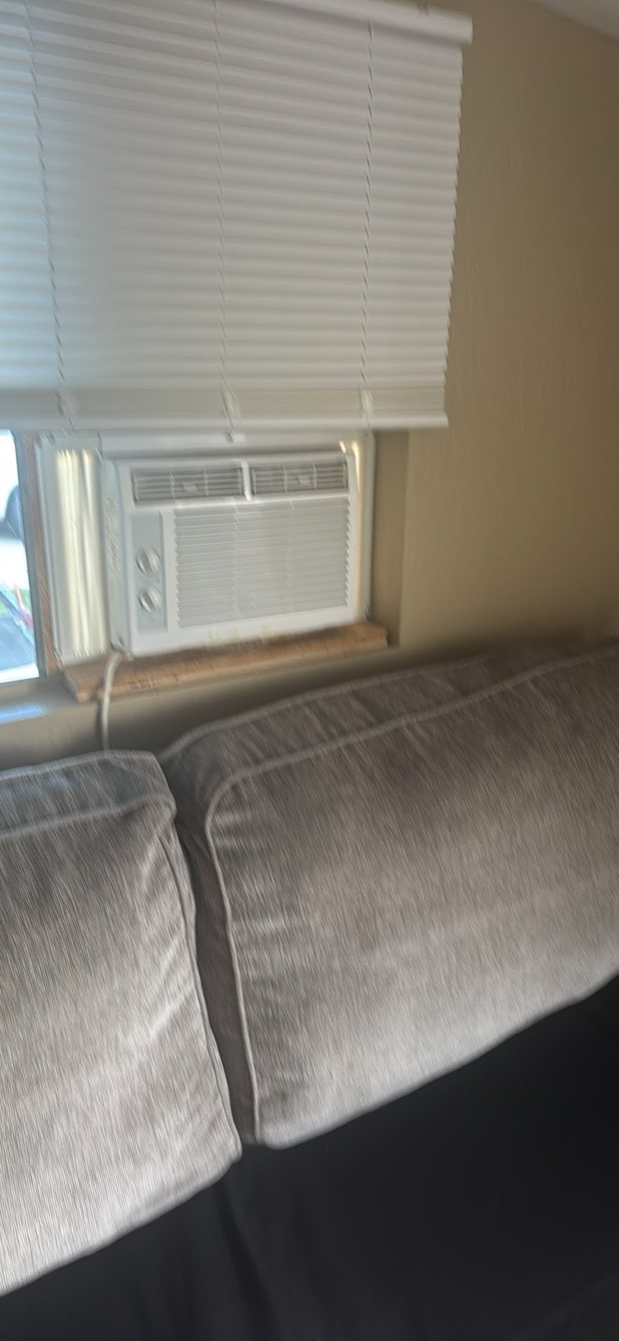 Building Photo - 21100 State St