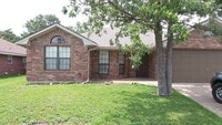 Building Photo - 1305 Remington Ct
