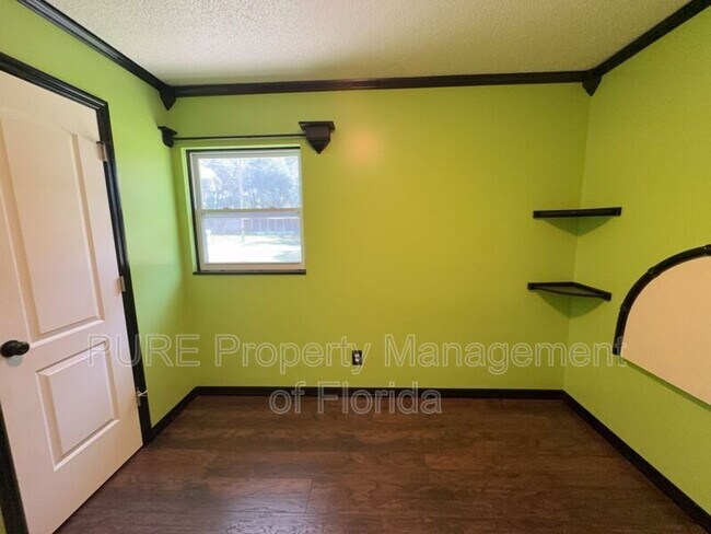 Building Photo - 12300 SE 128th Ct