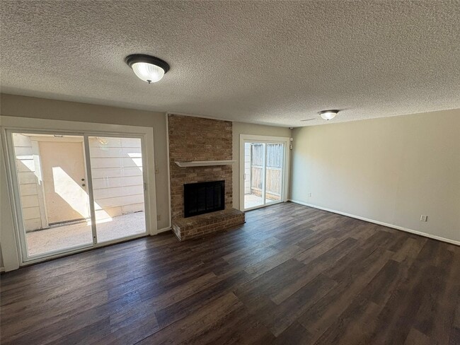 Building Photo - 17159 Beaver Springs Dr