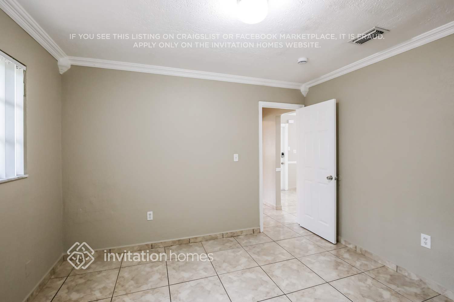 Building Photo - 6545 SW 29th St