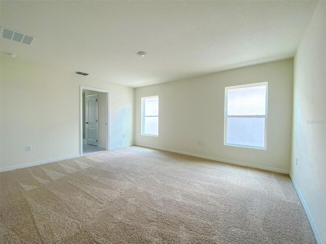 Building Photo - 495 Lily Ln