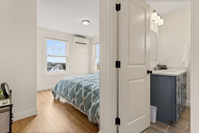 Building Photo - 74 Island Path