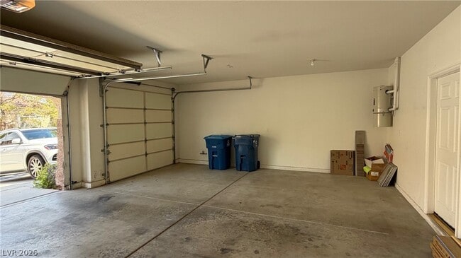 Building Photo - 9625 Irvine Bay Ct