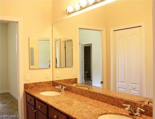 Building Photo - 27020 Edenrock Court