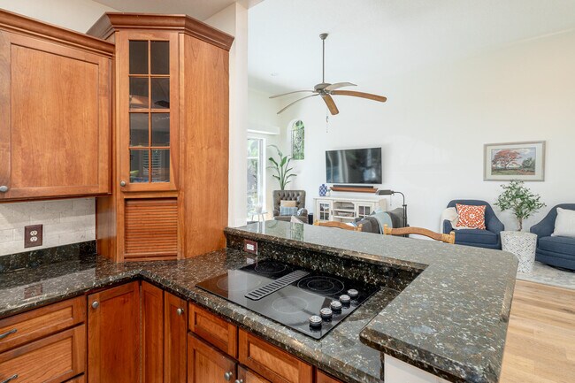 Building Photo - 3842 SW St Lucie Ln