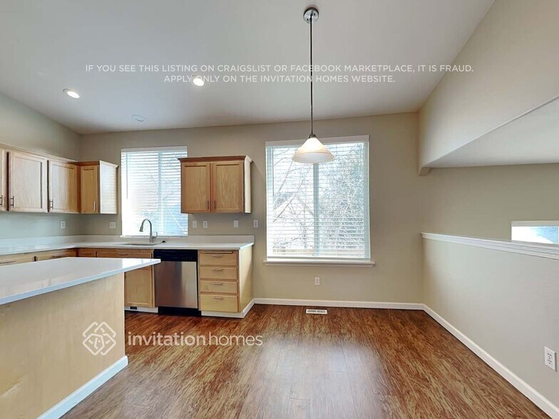 Building Photo - 19917 18th Ave Ct E