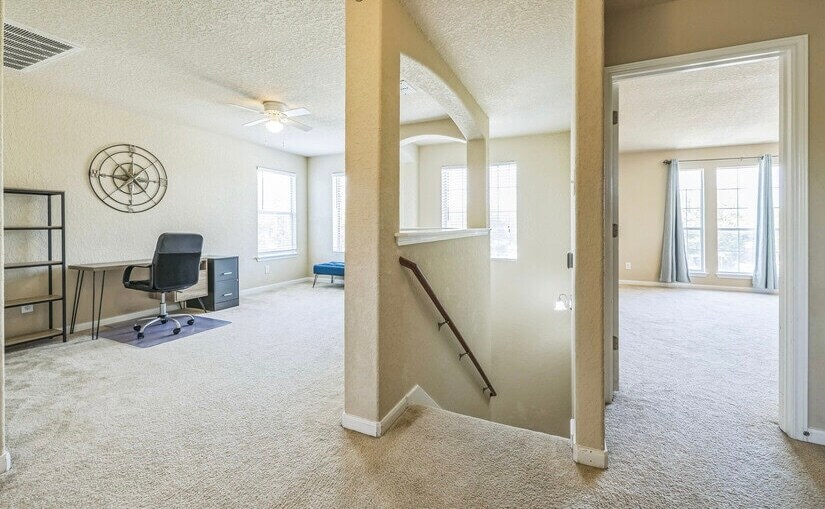 Building Photo - 2306 Elva