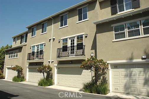 Building Photo - 27 El Cajon