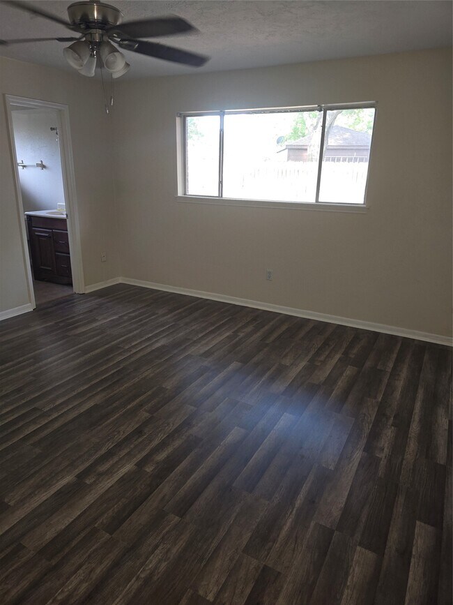 Building Photo - 12507 Bexley Dr