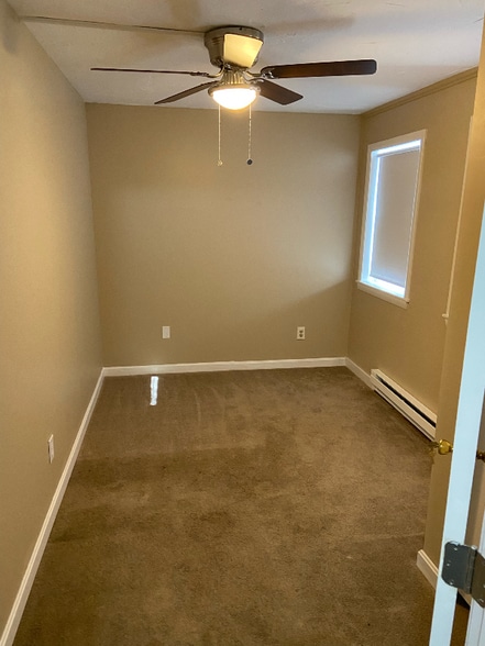 Building Photo - 361 Mill St