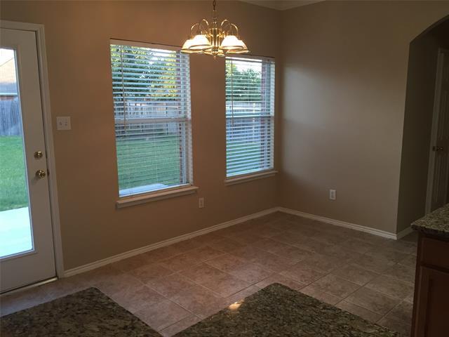 Building Photo - 3600 Lombardy Dr