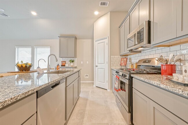 Building Photo - 2639 Prairie Star Ln