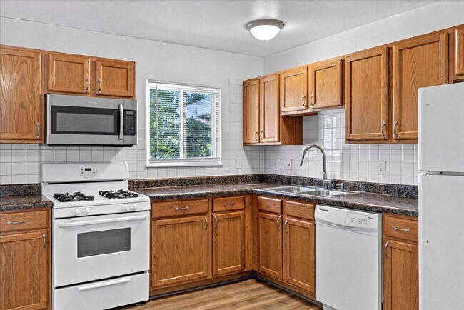 Building Photo - 18 Spring Song Ct