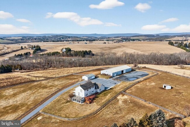 Building Photo - 5289 PA-309