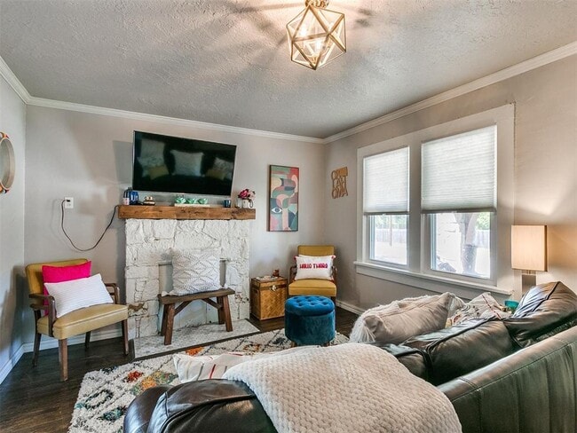 Building Photo - 734 Boyd St