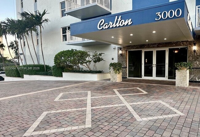 Building Photo - 3000 E Sunrise Blvd