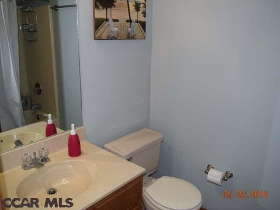 Building Photo - 831 Galen Dr
