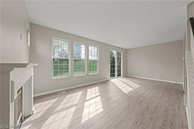 Building Photo - 2547 Wyndgate Ct