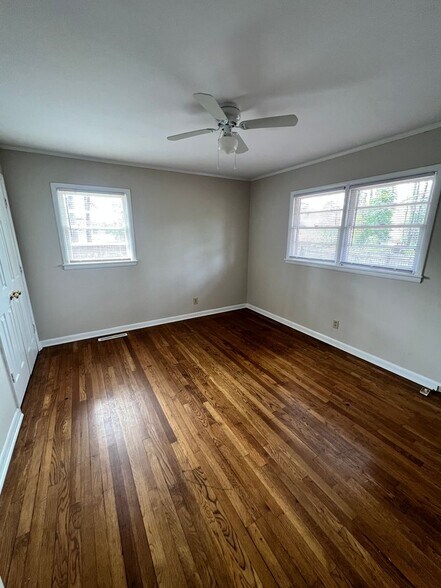 Building Photo - East Glenn Property