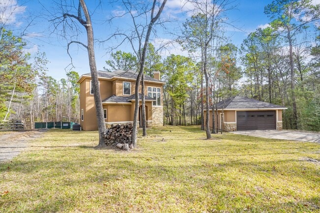 Building Photo - 22 Twinstone Cir