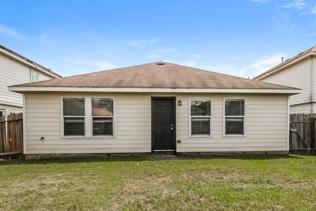 Building Photo - 20419 Friesian Trail