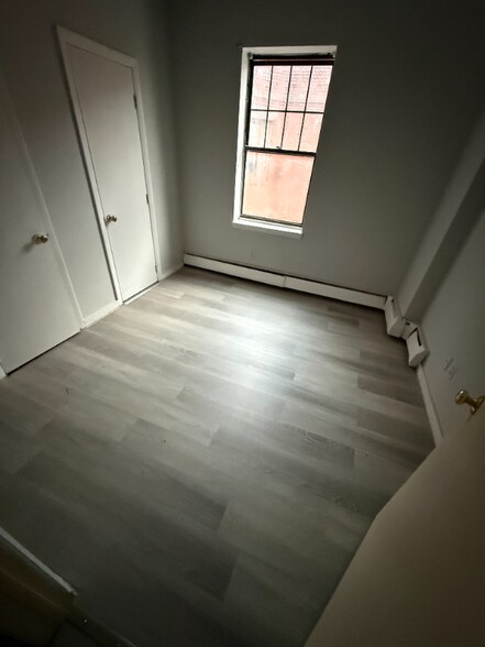 Building Photo - 10 Congress St