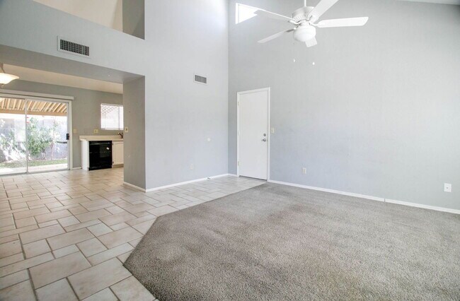 Building Photo - 1756 E Kesler Ln