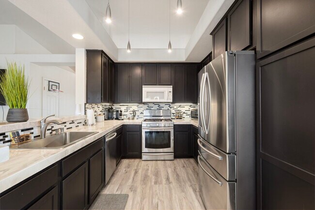 Building Photo - 16087 Bubbling Wells Rd