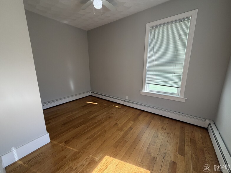 Building Photo - 33 Portsmouth St