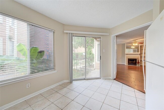 Building Photo - 12200 Overbrook Ln