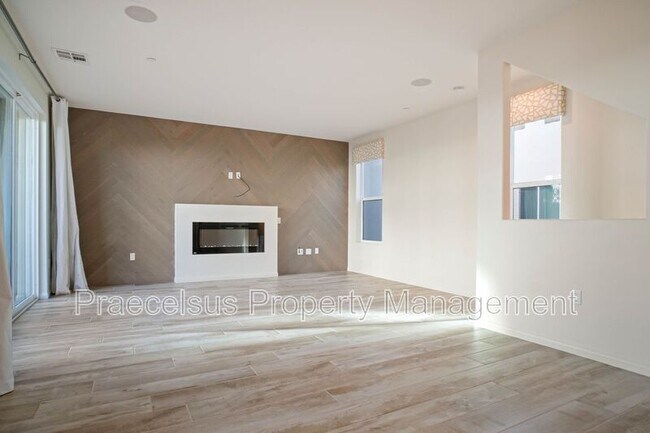 Building Photo - 1440 Suwerte Ave