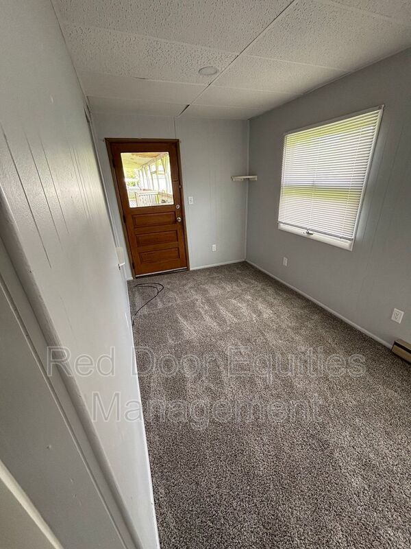 Building Photo - 403 W Wheeling St