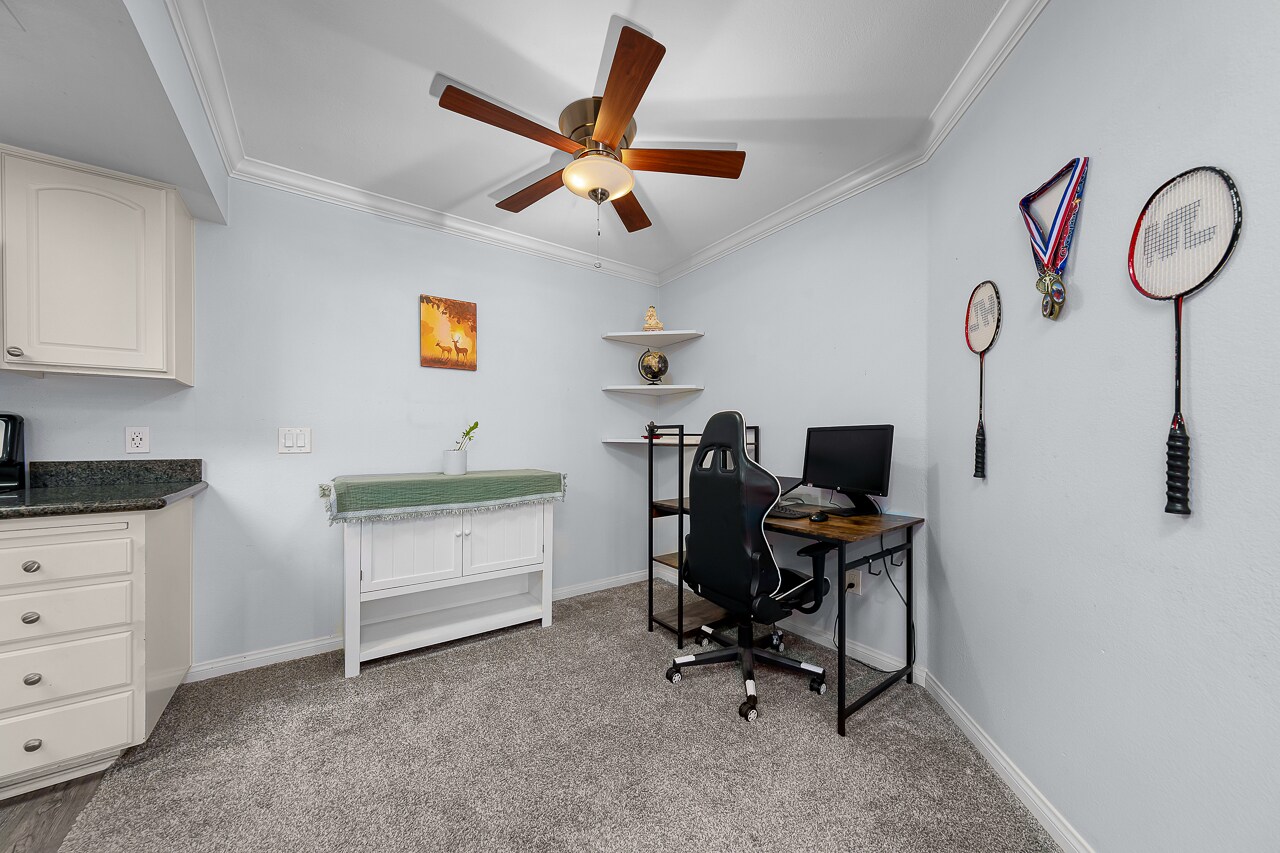 Building Photo - 12015 Alta Carmel Ct