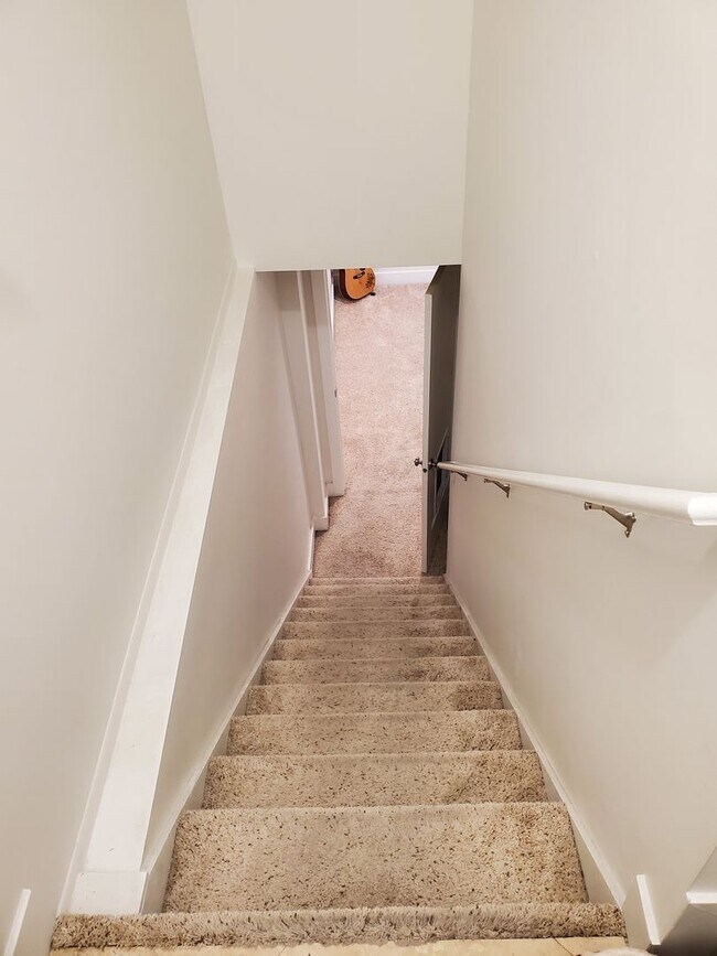Building Photo - 1576 Plata Way
