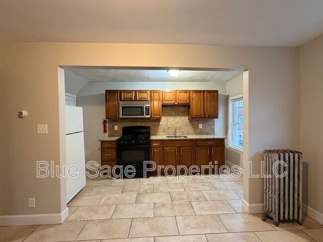 Building Photo - 7026 Radbourne Rd